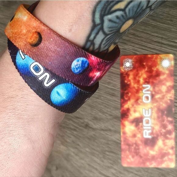 ZOX "RIDE ON" #38 SUPER RARE DIAMOND DOUBLE MOONSTONE Collectible MED wristband - Picture 7 of 16